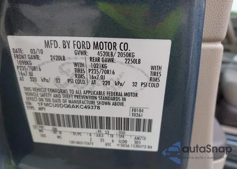 2010 Ford Escape Xlt z USA, uszkodzony, nr VIN 1FMCU0DG6AKC49378